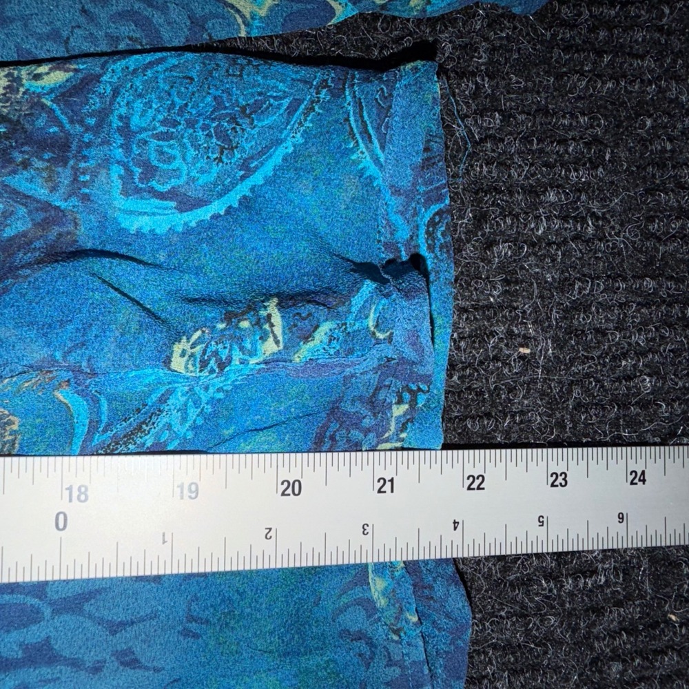 Chicos Silk Blue Paisley Sheer Button Up Blouse Top Size 0 Small - Picture 7 of 8